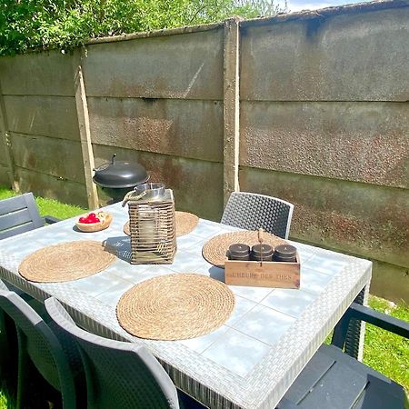 Une Ambiance Cosy Avec Jardin Privatif Nassandres Exteriör bild